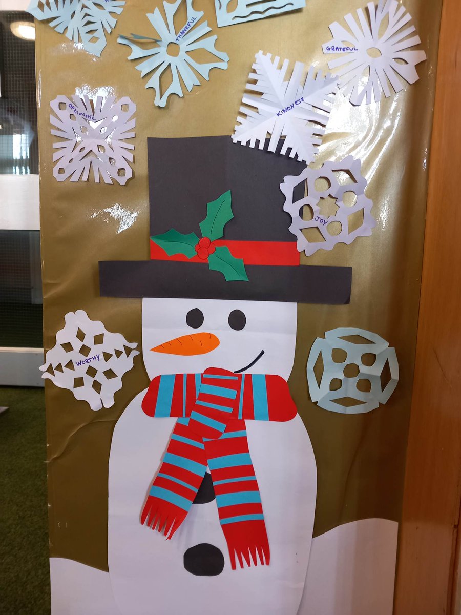 Huxlow Library tweet media