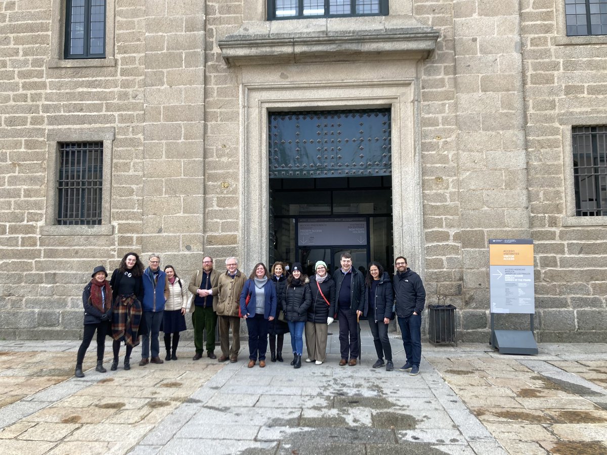 LFG_Hist's tweet photo. Thank you so very much Almudena and colleagues in @PatrimNacional for welcoming @ArtesOrgUk to San Lorenzo; what an amazing treat! https://t.co/0YdR0ceMC3