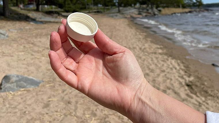 Svenska Blue Ocean Closures, som utvecklar fiberbaserade skruvkorkar, får nu en andra investering från österrikiske delägaren Alpla Group. Investeringen görs med syfte att ytterligare förstärka Blue Ocean Closures och snabba upp processen att nå marknaden bit.ly/3W5k4ln