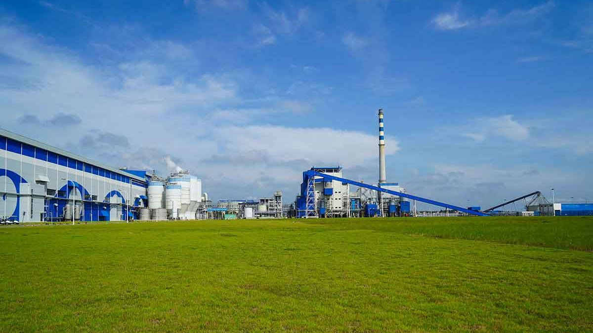 Stora Enso meddelar att man har inlett en process för en eventuell avyttring av sin produktionsanläggning för konsumentkartong i staden Beihai i regionen Guangxi i södra Kina. Avyttringen skulle även omfatta koncernens skogsbruksverksamhet i regionen bit.ly/3YueudN