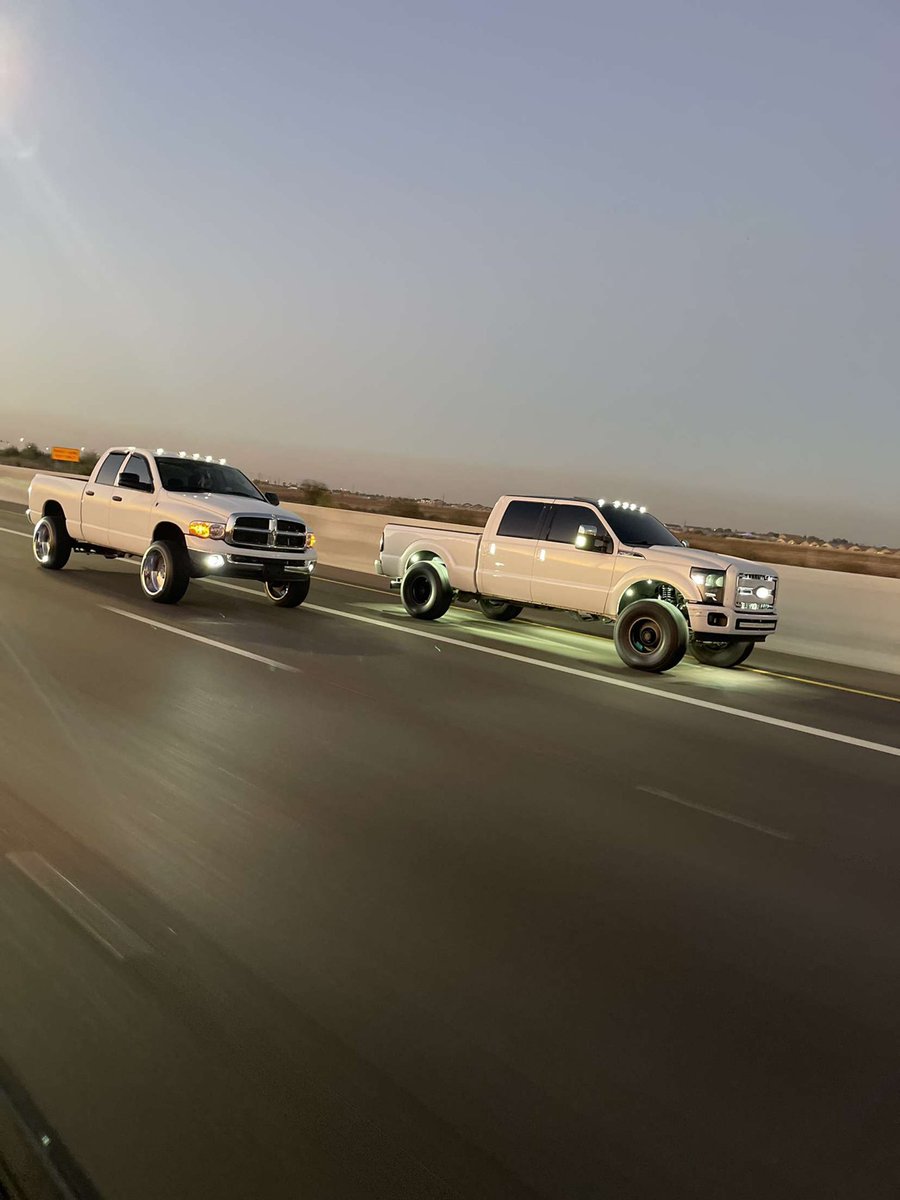 TylerMarx18's tweet image. Nut