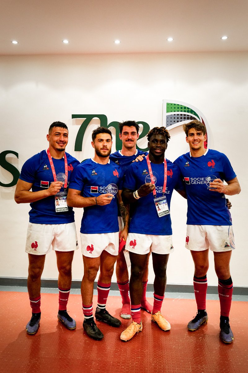 👏 Bravo à nos 5 Baabaas vainqueurs du <a href="/Dubai7s/">Emirates Dubai 7s</a> avec France7 développement 😍

📸 Fares, Dylan, Enzo, Amidou et Luca - sans oublier Nicolas Le Roux notre entraineur 🏉

#BRC #Baabaas #Espritetjeu