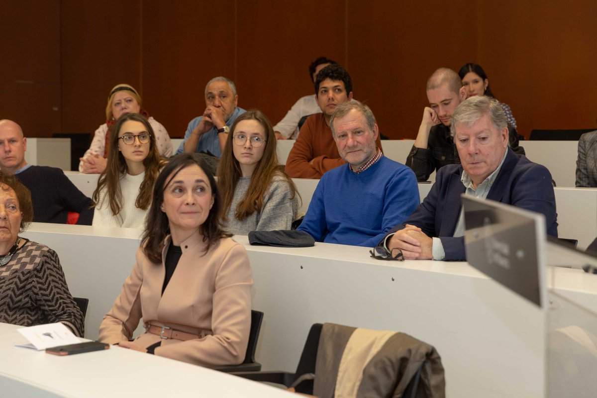 fcomunav tweet media