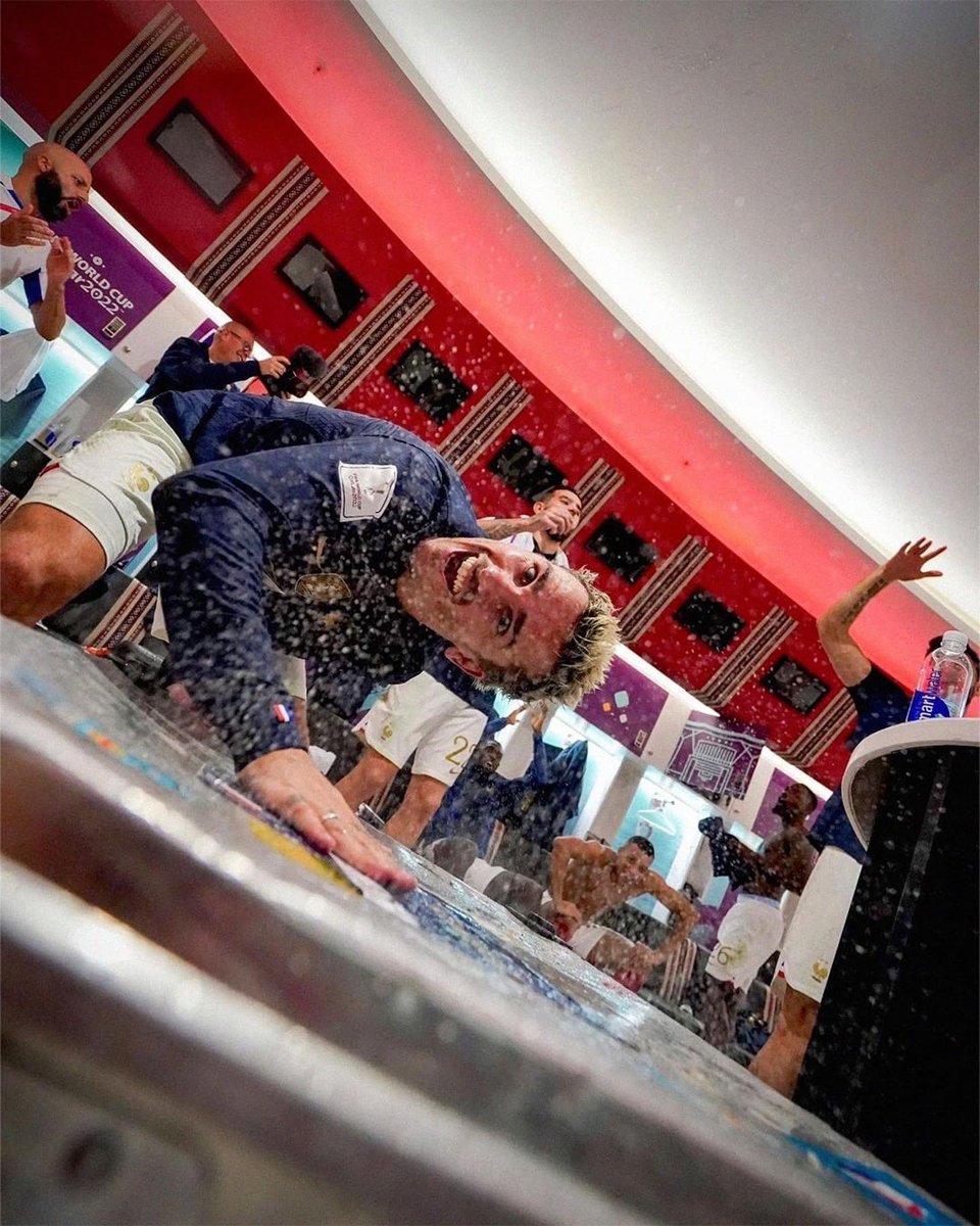 GOSSIP ROOM tweet media