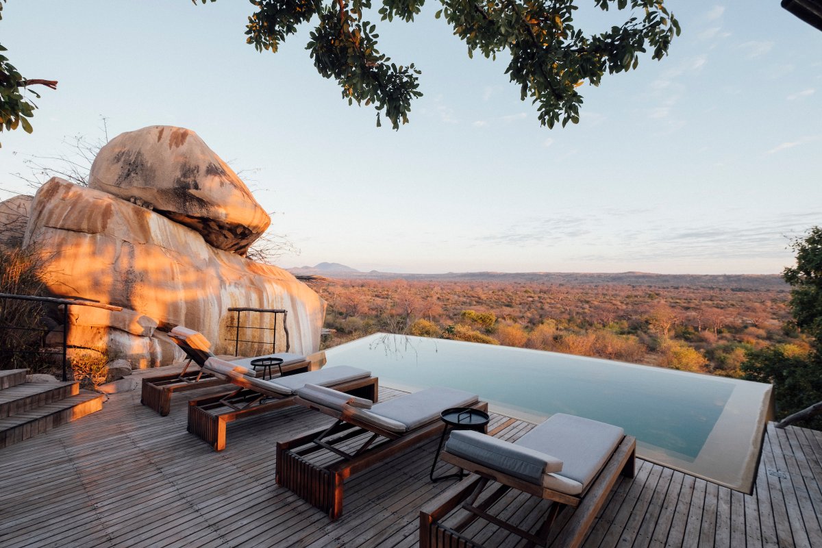 We are incredibly proud to share some exciting news! Jabali Ridge has made the @CNTraveler 2023 Gold List, an award that recognises establishments for exemplifying the gold standard of service and hospitality. Here's what Condé Nast Traveler had to say: ow.ly/A0CF50M42p5