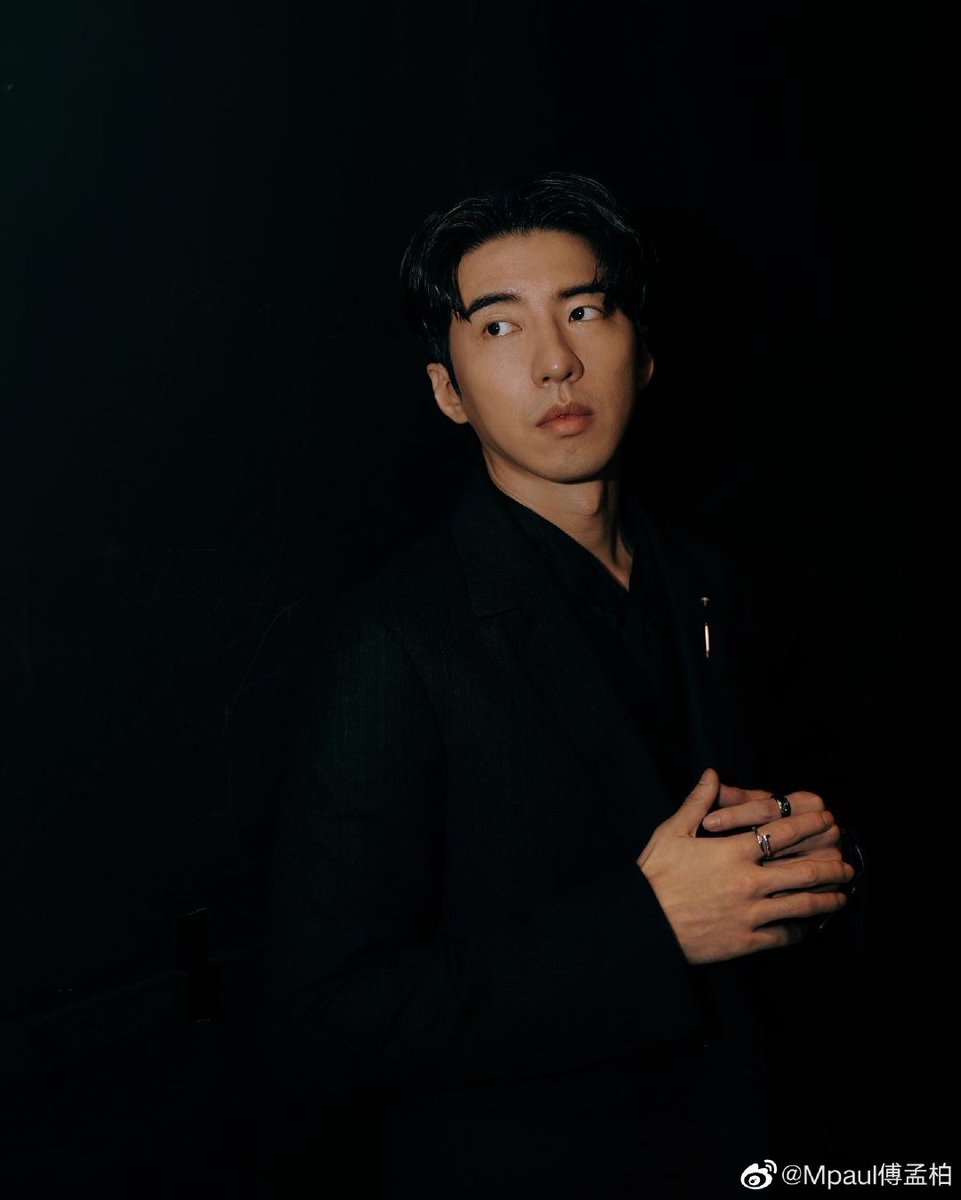 CdramaL's tweet photo. 「📸 | Novas fotos de #FuMengbo no Weibo ❤️
https://t.co/B0p9fXKPU2
