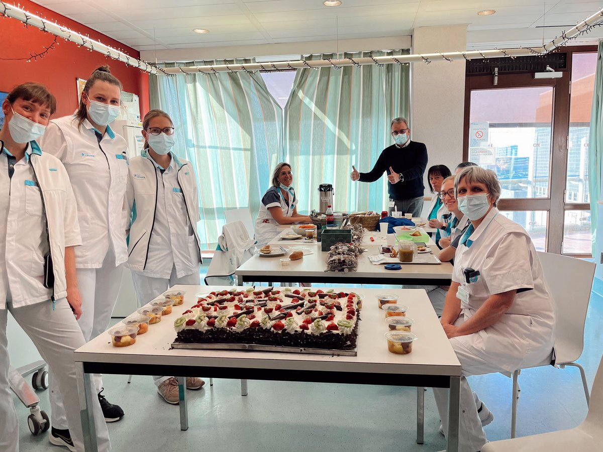 Laurevanh13's tweet photo. Leuke beloning van de dienst kwaliteit voor onze inzet tijdens hun verschillende projecten. Dankjewel! #uzleuven #nursing #logistiekmedewerkers #nefrologie #E663 #quality #students
@UZLeuven @luytsviona @dirkjmkdr @KathleenClaes1 @vinvdbos https://t.co/bMfRNMac9V