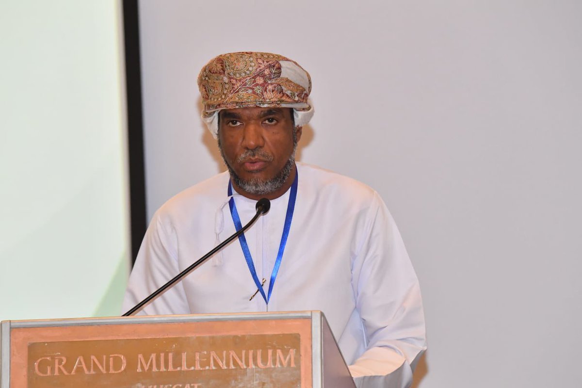 حقق قسم التغذية العلاجية وخدمات التموين بمستشفى عبري المركز الثاني على مستوى السلطنة بمبادرته الهدر الغذائي وذلك ضمن ملتقى مبادرات المستشفيات والمراكز التخصصية. 
#غايتنا_مجتمع_صحي
