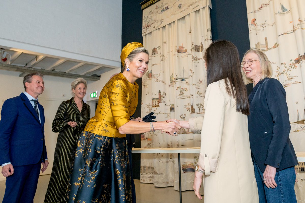 ASTRON (@astron_nl) on Twitter photo We are extremely honoured that our #LOFAR radio telescope is featured on one of the new curtains for palace Huis ten Bosch. The embroidered curtains, designed by Liesbeth Stinissen, are currently on display at the <a href="/TextielMuseum/">TextielMuseum</a> in Tilburg.
📷 Maarten Schuth Productions We are extremely honoured that our #LOFAR radio telescope is featured on one of the new curtains for palace Huis ten Bosch. The embroidered curtains, designed by Liesbeth Stinissen, are currently on display at the <a href="/TextielMuseum/">TextielMuseum</a> in Tilburg.
📷 Maarten Schuth Productions