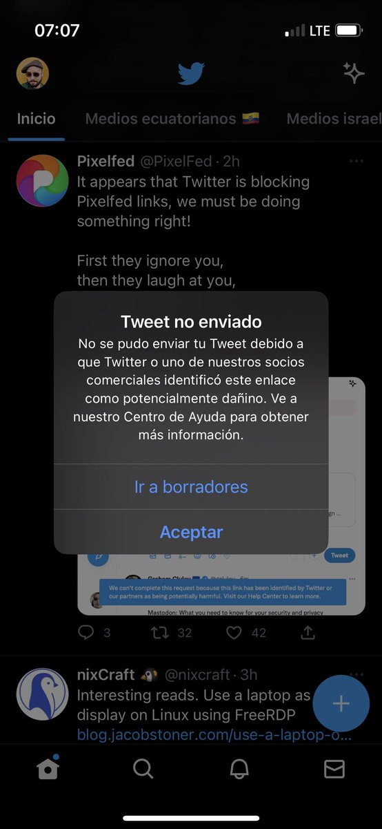 🧊🍑

Efectivamente. Twitter está censurando a alas redes descentralizadas, al #fediverso.

Ayer bloquearon la cuenta oficial de Mastodon y ahora no permiten compartir enlaces de instancias de #PixelFed

Intenté poner en enlace de pixey[dot]org y me salió esto 👇🏼