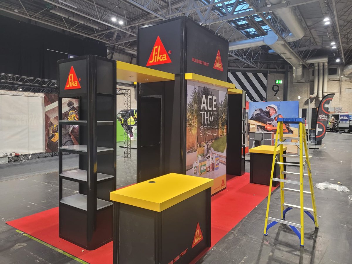 VecoDisplay's tweet photo. Stands for @everbuild &amp; @XLJoinery up yesterday at #JewsonsLive - Both great examples of our modular frame, built quickly, easily refreshed with new fabric graphics &amp; room for TV's!
To discuss your new exhibition stand for 2023 call 01977 683300 or email studio@vecodisplay.co.uk https://t.co/nLeWReJZML