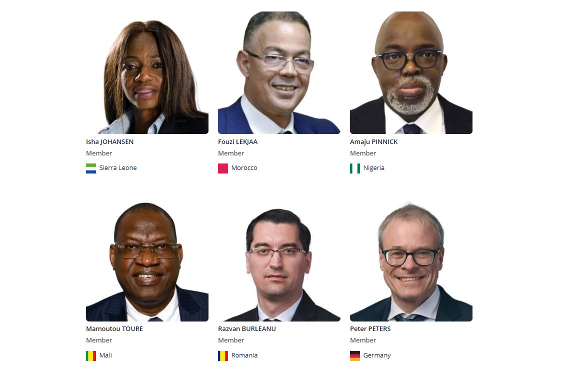 DFB: WIR SIND IN FUNDAMENTAL-OPPOSITION ZUR FIFA!

Auch DFB: Peter Peters stimmt im #FIFA-Rat dafür, die  ersten drei Jahre von Gianni Infantino als FIFA-Präsident nicht als Amtszeit anzuerkennen - dadurch kann #Infantino bis 2031 FIFA-Präsident bleiben.

Alles lächerlich.