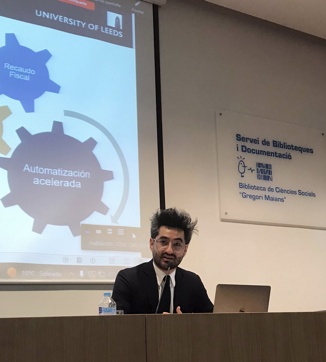 Today at <a href="/UV_EG/">Universitat València</a> 🇪🇸 “Taxation of Robots and Tax Policy”. Great panel moderated by @BenjaSevBer / with Ricardo Garcia <a href="/TilburgU/">Tilburg University</a> and Alvaro Falcon #taxtwitter <a href="/Law_Leeds/">Law at Leeds</a> <a href="/CBLP_Leeds/">Centre for Business Law and Practice</a> <a href="/jmdigov/">Jean Monnet DIGOV</a>