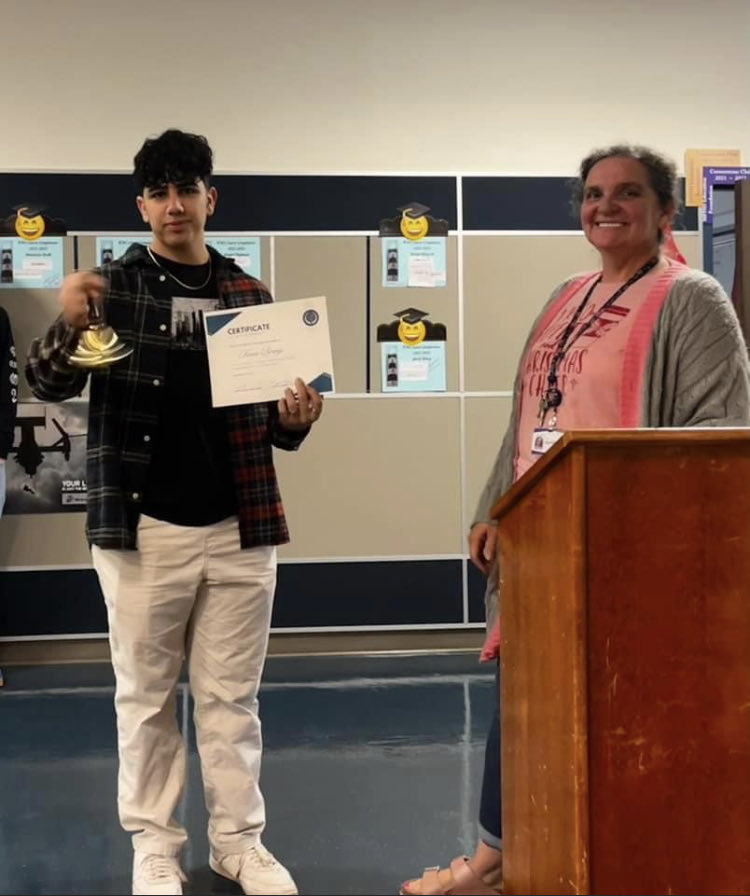 FCHS_Principal's tweet image. More graduates just before the break…great job!