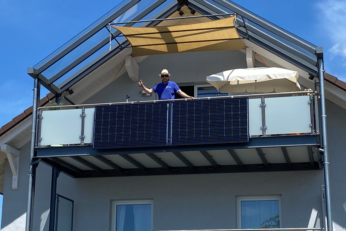 empowersource's tweet photo. Du willst 2023 lieber in Teilzeit/Minijob und nachhaltig arbeiten? Kein Problem! Unser Partner #SOLARHOOK sucht Mitarbeitende in Produktion und Lager!
Als Teamplayer mit erster handwerklicher/technischer Erfahrung sendest du deine Bewerbung einfach an
bewerbung@solar-hook.de! https://t.co/Mepj5ZLfLA