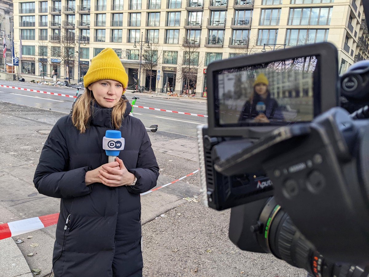 Reporting for <a href="/dwnews/">DW News</a> today from the site of the aquarium blast in #Berlin. For the latest please head to dw.com #worldnews