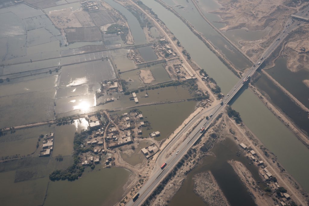 TheBarmyArmy's tweet photo. Parts of Pakistan are still under water. 

We took these photos today near Hyderabad. It’s 2 hours from Karachi, the venue of the 3rd Test. 

The effects are devastating so we are supporting the Pakistan Flood Relief Fund.

Donate here ➡️ https://t.co/li8Ju8ZSKh https://t.co/C49cO45tgX