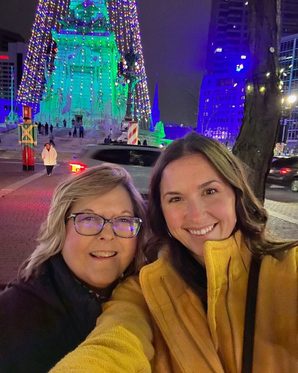 NancyDurham1's tweet photo. It’s been a busy week but a wonderful week! Merry Christmas! Yuletide…Christmas Carol…White Christmas! #blessed https://t.co/Q2mMPgLyL6