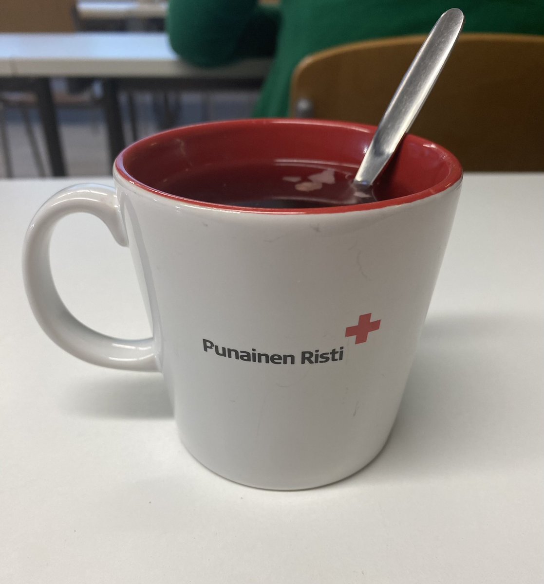 MinnaKeronen's tweet photo. Ensiaputaitoja, glögiä ja maukasta lounasta tänään 😊
Annie, are you ok? 😳
#SPR 
#EA1 🆘
#Linkosuo 😋 https://t.co/Oy9WXLPasI