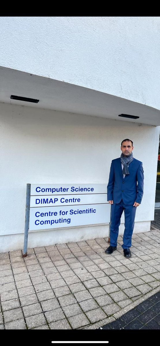 WarwickSaudiSoc's tweet photo. يبدوا انه شهر الاخبار السعيدة … يسر الجمعية السعودية في جامعة واريك ان تهنئ الدكتور @nms0595 بمناسب اجتيازه مناقشة الدكتوراه وحصوله على الدرجة… كل التوفيق له في حياته القادمة https://t.co/W63jh9N2ux