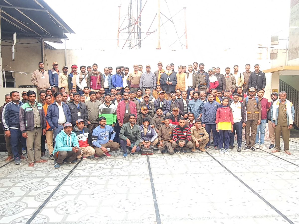 @GorakhpurIndaneDO (@gorakhpurindane) on Twitter photo Nav chetna Training program covering showroom staff, deliverymen and mechanics was done in Kushinagar district under Gorakhpur IDO. Total 135 participants attended the training program. <a href="/IOCL_UP/">IOCL Uttar Pradesh</a> <a href="/thakurkm007/">Krishna Mohan Thakur</a> <a href="/SanjivKakkar3/">Sanjiv Kakkar</a> Nav chetna Training program covering showroom staff, deliverymen and mechanics was done in Kushinagar district under Gorakhpur IDO. Total 135 participants attended the training program. <a href="/IOCL_UP/">IOCL Uttar Pradesh</a> <a href="/thakurkm007/">Krishna Mohan Thakur</a> <a href="/SanjivKakkar3/">Sanjiv Kakkar</a>