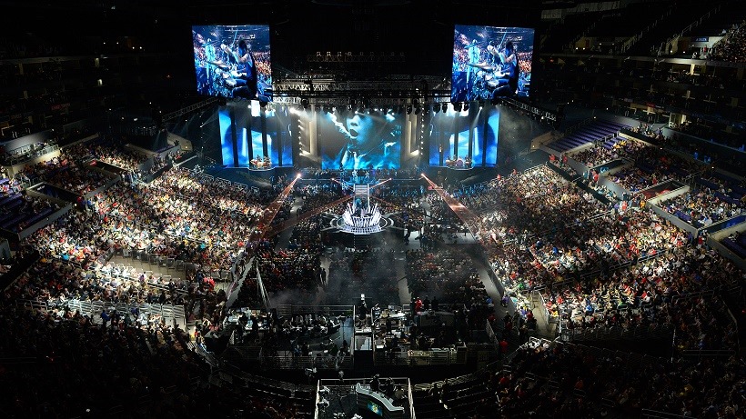 GuerillaMethod's tweet photo. Riot Games revamps LoL and VALORANT esports broadcasting schedule on https://t.co/huq5MRwg2x on #GuerillaMethod https://t.co/sDgLluWpQR