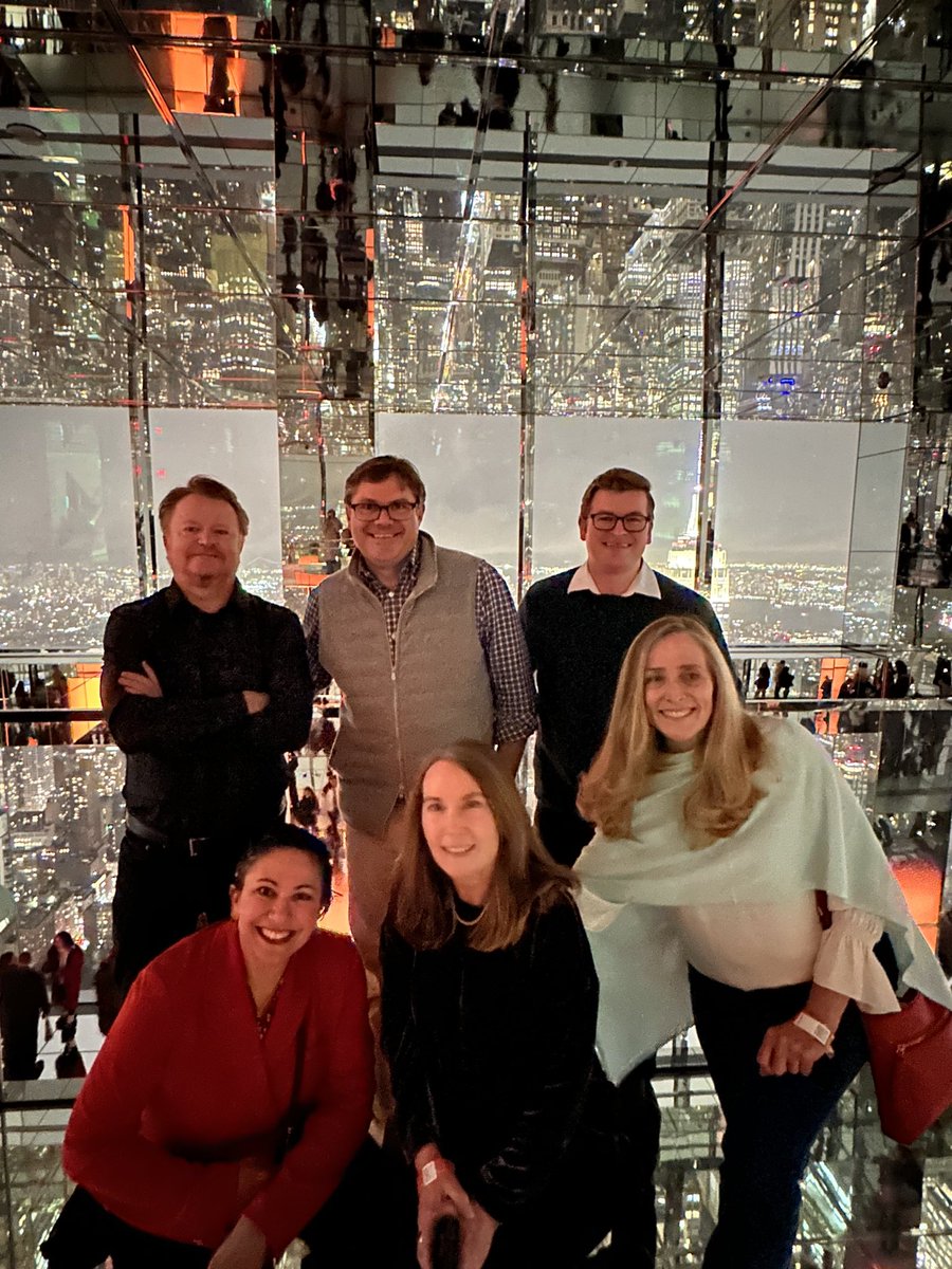 bpatrick001's tweet photo. The @UiPath NYC Christmas party was a blast. Finally great to able to celebrate the season again with the world’s best marketers in tech @tiafrate @jhausler @TetlowM Craig Dewar, Kevin Kimes and Stephanie Flett #1Vandy #NYC https://t.co/qR5CrLHnfv