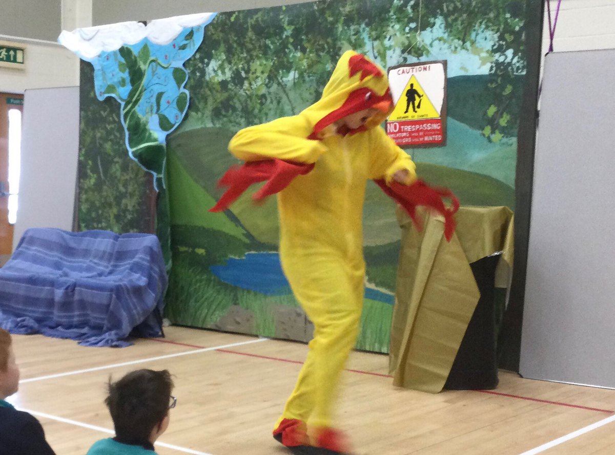 class2foxton's tweet photo. What a great panto! Oh yes it was!! https://t.co/v96lK7VVjc