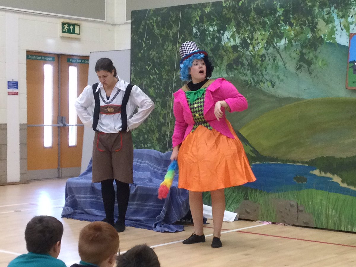 class2foxton's tweet photo. What a great panto! Oh yes it was!! https://t.co/v96lK7VVjc