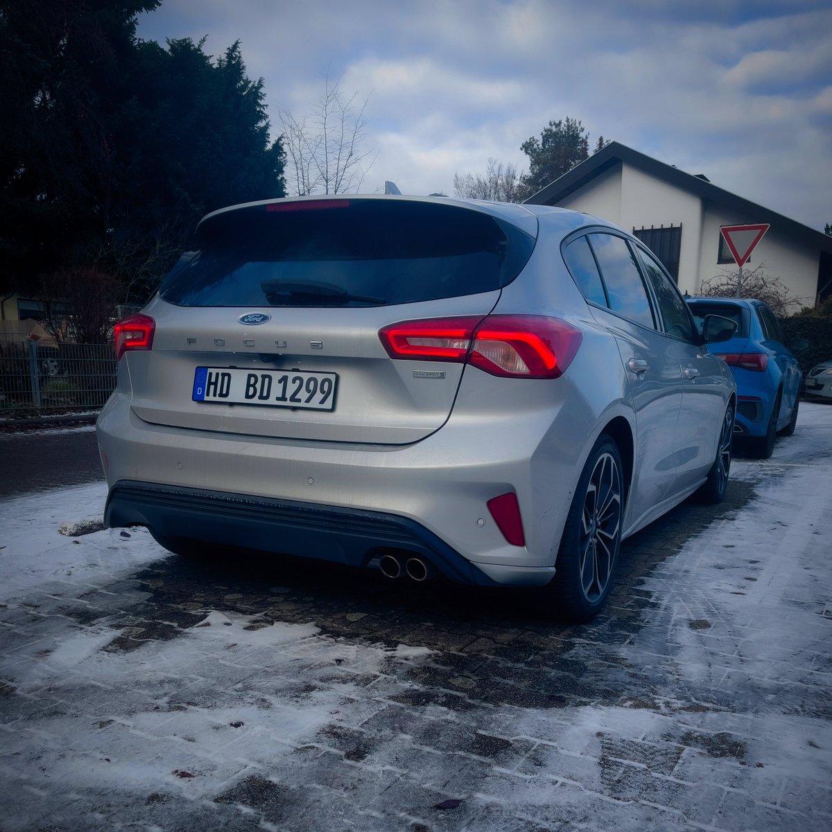 Tschüss <a href="/Ford_de/">Ford Deutschland</a>  Fiesta MK8 👋
Hallo <a href="/Ford_de/">Ford Deutschland</a>  Focus MK4 😍