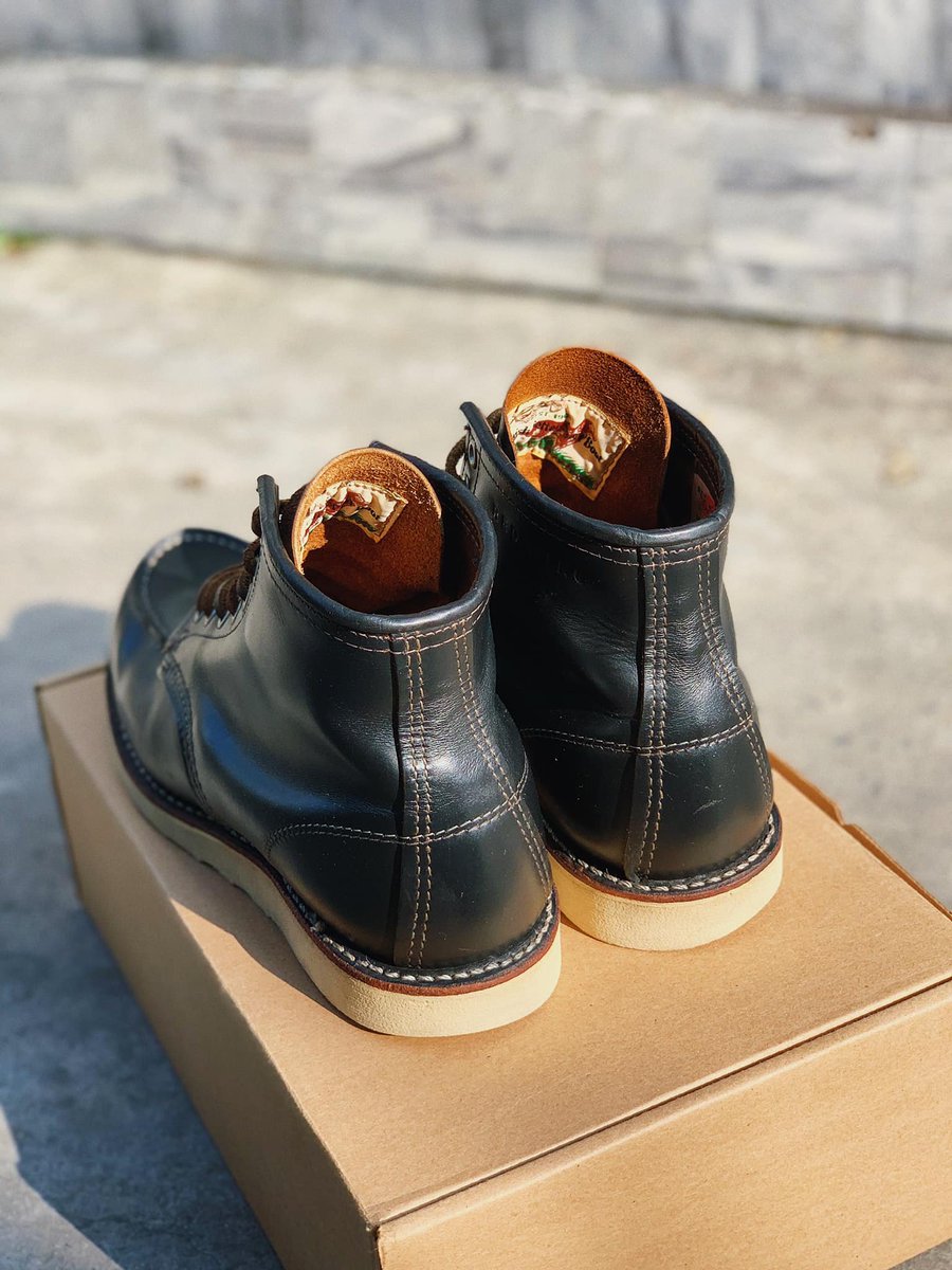 RedWingVietnam's tweet photo. 📷 Dũng Nguyễn
.
.
.
#redwing #redwings #irishsetter #irishsetterboots #myredwing #redwingstyle #redwingaddicted #redwingboots #redwingheritage #redwingshoes #boots #madeinusa #redwingvn #redwingvietnam #redwingheritagevn #redwingheritagevietnam https://t.co/qO11dPyw7J