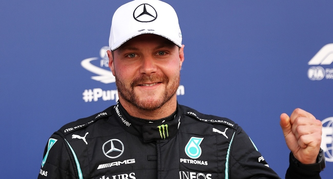 F1DankeSeb's tweet photo. Mercedes ikinci pilotunu buldu!

lyoniee'nin erken emekliliği sonrası aramalara hız veren Mercedes'te ikinci @Sm4sh51 Bottas dönemi tekrar başladı! Zone7 gibi pilotların ismi geçerken koltuğu alan o oldu! https://t.co/u0nrVc4AC3