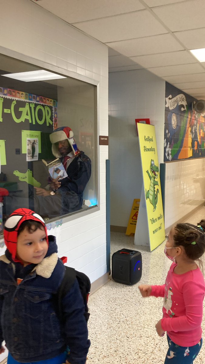 Mr. Tillman reading and delighting the students! <a href="/GuilfordEle/">Guilford Elementary School</a> <a href="/ro2till/">Rolando Tillman</a>