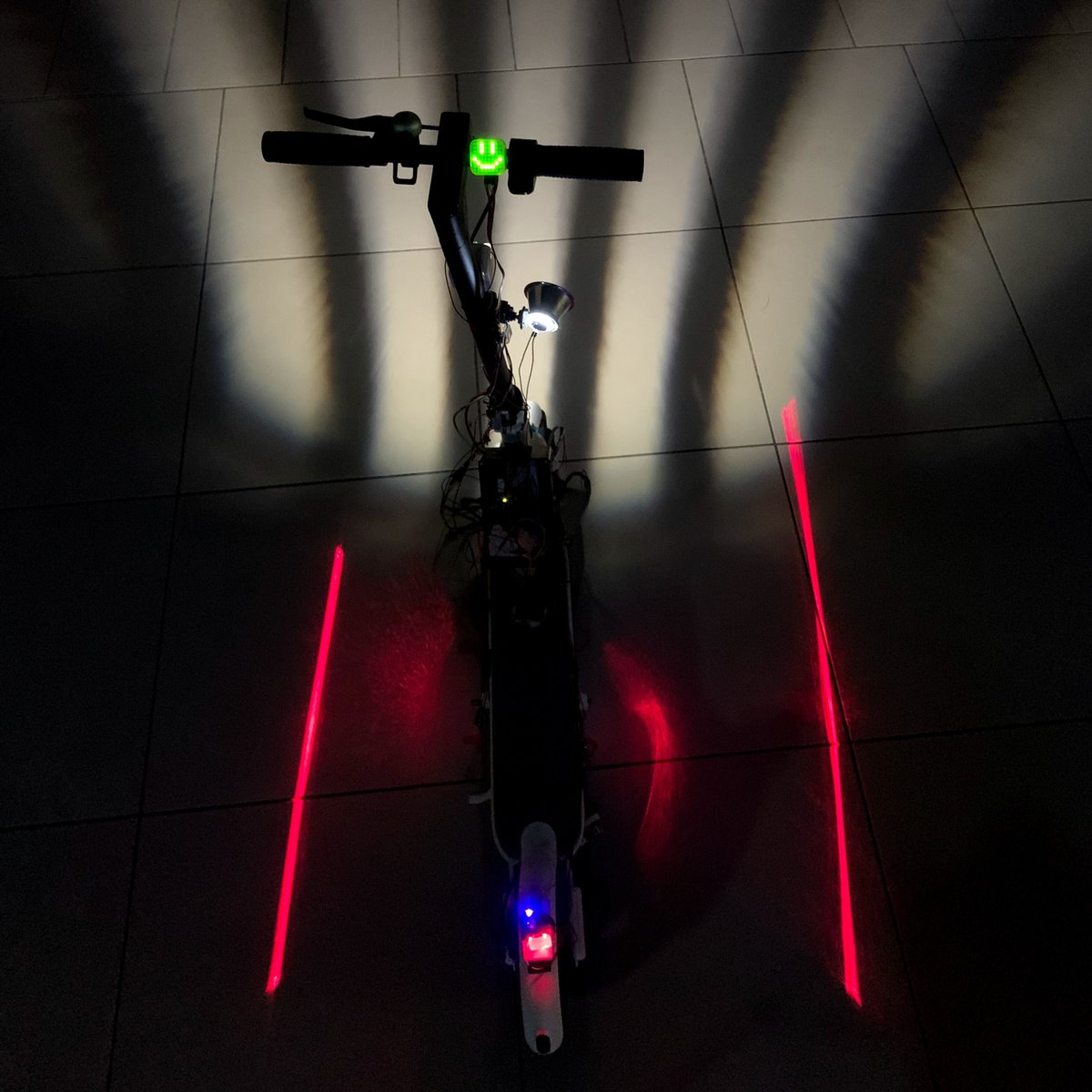 NovaUCD (@novaucd) on Twitter photo Zipp Mobility, the Irish micromobility operator based <a href="/NovaUCD/">NovaUCD</a>, and the <a href="/UCD_EI/">UCD Energy Institute</a>, have today announced the successful conclusion of a collaborative research partnership focused on e-scooter safety.
ucd.ie/innovation/new…
<a href="/PaulDCuffe/">Paul Cuffe</a> <a href="/UCD_ElecEng/">UCD School of Electrical & Electronic Engineering</a> <a href="/ZippMobility/">Zipp Mobility</a> Zipp Mobility, the Irish micromobility operator based <a href="/NovaUCD/">NovaUCD</a>, and the <a href="/UCD_EI/">UCD Energy Institute</a>, have today announced the successful conclusion of a collaborative research partnership focused on e-scooter safety.
ucd.ie/innovation/new…
<a href="/PaulDCuffe/">Paul Cuffe</a> <a href="/UCD_ElecEng/">UCD School of Electrical & Electronic Engineering</a> <a href="/ZippMobility/">Zipp Mobility</a>