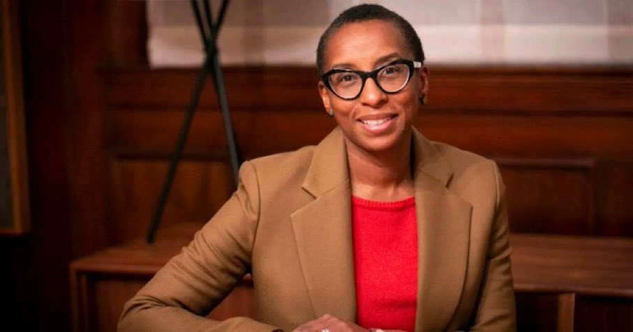 Al romper estereotipos raciales se descubren grandes talentos que potencian las capacidades de las sociedades! CLAUDINE GAY, nueva Presidenta de Harvard University! Que grande esto! <a href="/LuisGMurillo/">Luis Gilberto Murillo</a> <a href="/sergiodigra/">Sergio DiazGranados</a> <a href="/samuelazout/">Samuel Azout 🇮🇱</a> <a href="/JoseA_Ocampo/">Jose Antonio Ocampo</a> <a href="/fidelcanoco/">Fidel Cano Correa</a> <a href="/NegretCarlosA/">Carlos Negret</a> <a href="/MymMendezM/">MyriamMendezMontalvo</a>