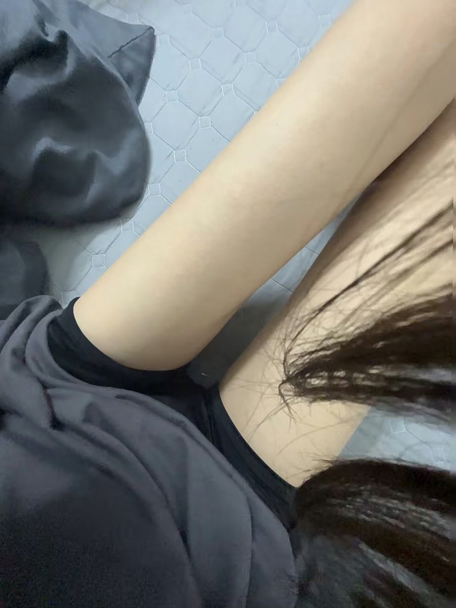 xiaohongspo tweet picture
