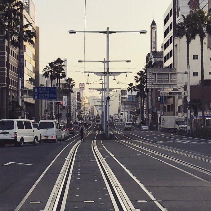 「横断歩道 信号機」のTwitter画像/イラスト(新着)｜2ページ目