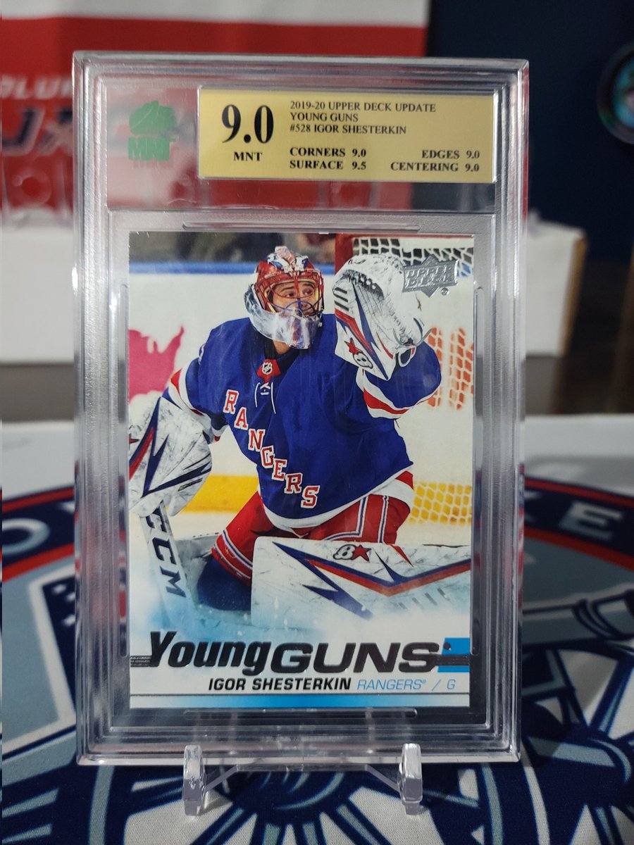 powderkegbreak1's tweet photo. 💥 💥PKPR&amp;B 💥 💥 

#12DaysofCardsmas

On the 5th Day of Cardsmas. My true love gave to me. A chance at giving away a couple decent goalies...

-Igor Shesterkin Young Gun MNT 9

-Carey Price shadowbox Auto /125

-$25 break credit with Powder Keg

**Rules Continued Below** https://t.co/PTYmcgDC4E