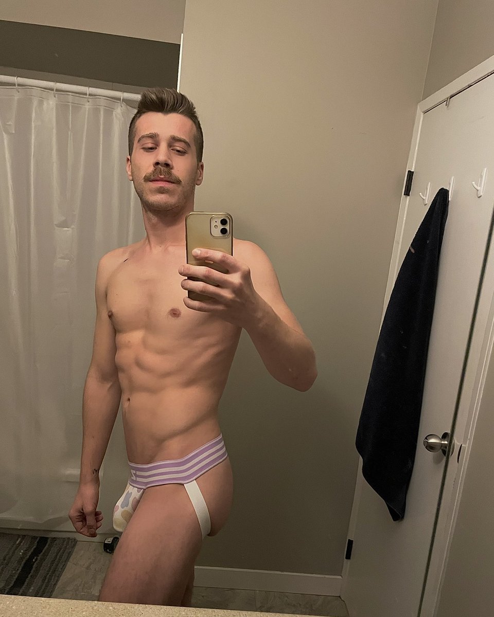 Midnight_Sweaty's tweet photo. https://t.co/3KP6ng9poq