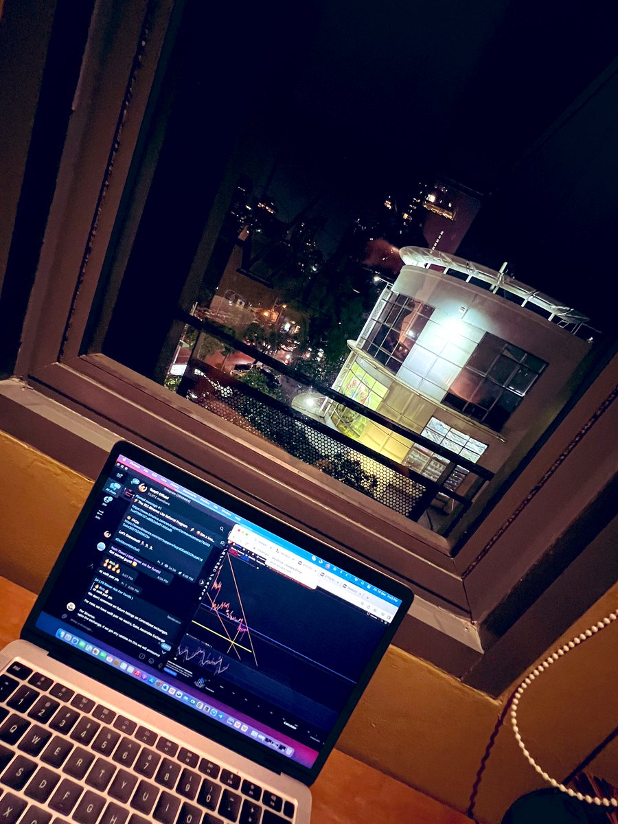 L_ChunLiang's tweet image. Fri-nally, TGIF ☺️