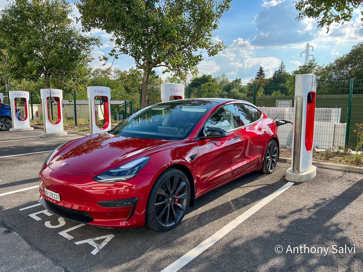 Antho_Tesla's tweet image. My Tesla Model 3 Performance 🤩 #TeslaModel3Performance #Tesla