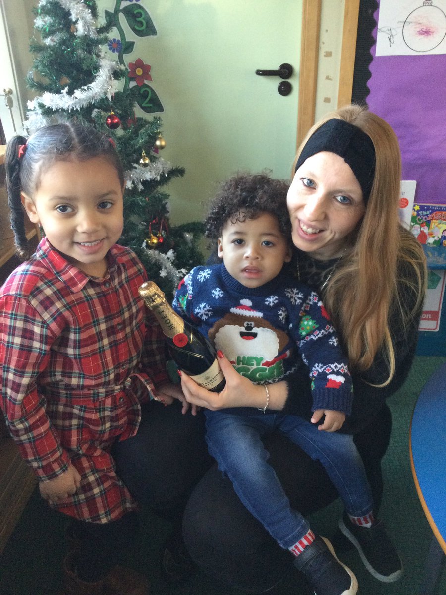 EPSMsSutherland's tweet photo. We had a lovely end of term coffee morning in Nursery and the winners of our Raffle were very happy. Wishing you all a Merry Christmas and a Happy New Year. @hussain_roksana @EPSMissMichael @Ivy_Trust @Eastfield_EN3 https://t.co/tL4u2q3dhe