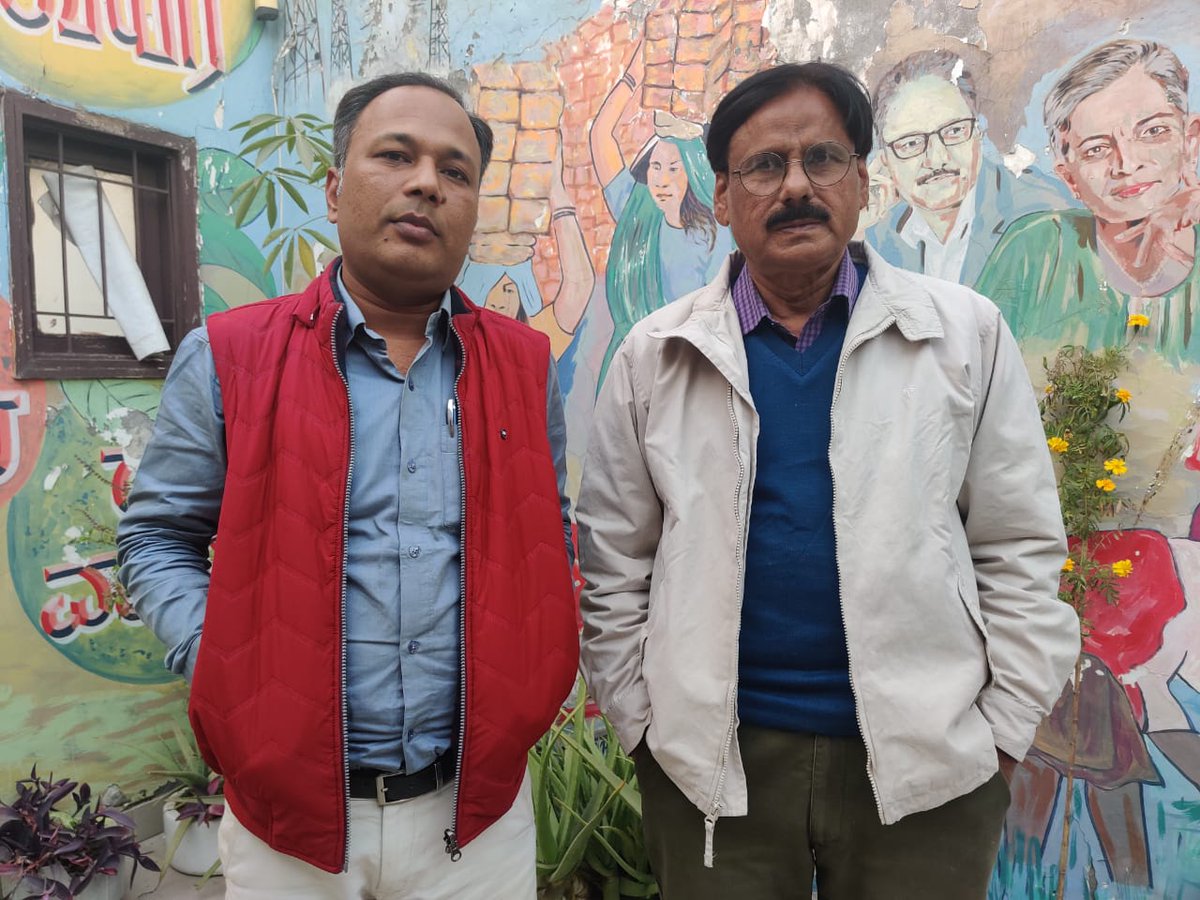FaiyazWajeeh's tweet photo. #अदबिस्तान में आज ख़ालिद जावेद साहब हमारे मेहमान हुए. 

पूरी बातचीत लेकर जल्द हाज़िर होता हूं. 

#नेमत_ख़ाना #TheParadiseOfFood #KhalidJawed 

फोटो साभार : Dev D Dhondiyal  जी. https://t.co/HW5gyWNR68