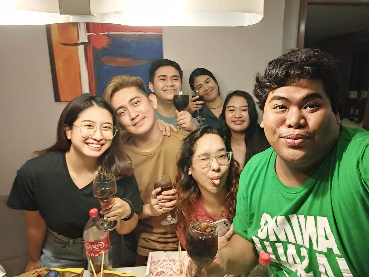 _roseangelie_'s tweet photo. Episode 2 viewing party. ๐ซถ๐ฅน #DragDenPinoyComedy https://t.co/vACjZzQFDG