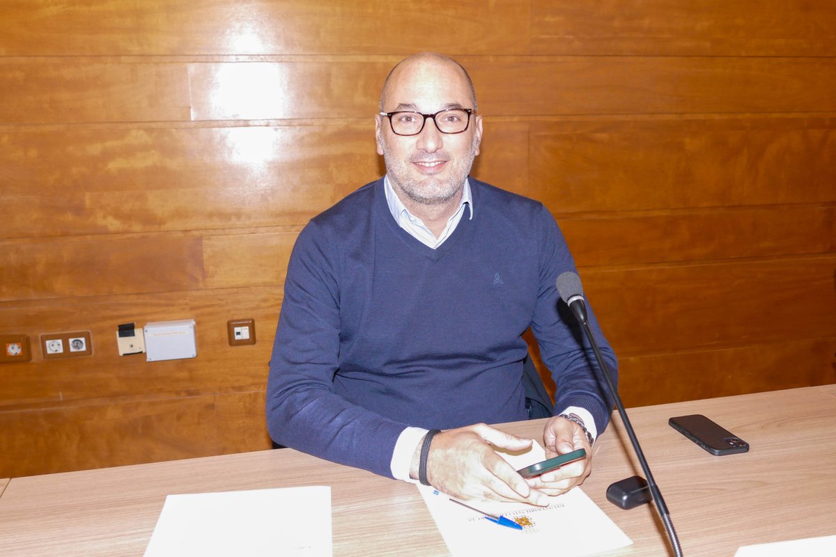 Cs_Murcia's tweet photo. 👉 Los usuarios de las piscinas de #PuenteTocinos y #MurciaParque disfrutarán de unas instalaciones mejoradas

🤝 Ambas instalaciones suponen una inversión de más de 64.000 euros y tienen un plazo de ejecución de un mes

➕https://t.co/0ns2f0Wb8i https://t.co/FfFmjliOwi