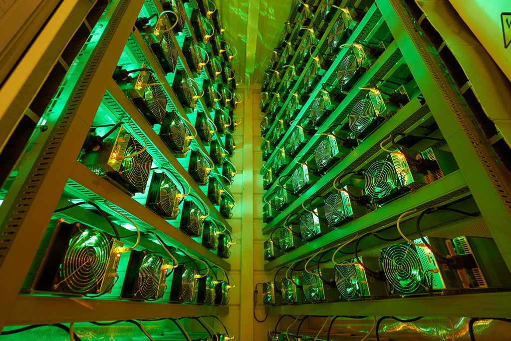 Crypto Miner Core Scientific Sees Stock Surge 200% on Creditor Offer to Fund Insolvency
coinspeaker.com/crypto-miner-c…