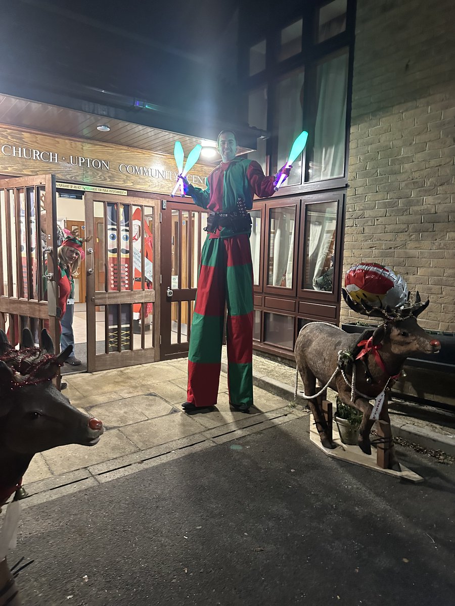 Our first Christmas community event since Covid took place yesterday evening and what a festive extravaganza it was! Thanks to Upton Junior School Choir, The Citrus Singers and Jamie Jigsaw for their great performances!
<a href="/Bournemouthecho/">Bournemouth Echo</a> <a href="/Dorset_View/">Dorset View</a> <a href="/StourandAvon/">Stour and Avon Mag</a> <a href="/BroadstoneLink/">The Link Magazines</a>