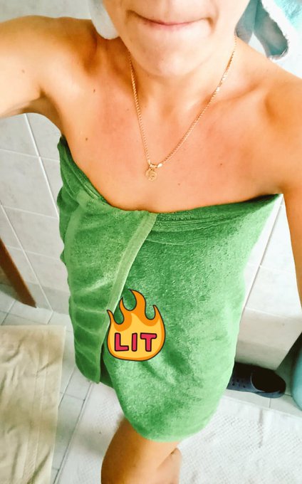 #venerdignokka!! @EsibAma @18TubeHD @adults_RT @italianclubita2 @selfieamatoria1 @XhamsterIta @ClubTroie<a href="/tag/venerdignokka"class="tags">#venerdignokka</a><a class="tags" target="_blank" title="On Twitter" href="/?out=eyJ0eXAiOiJKV1QiLCJhbGciOiJIUzUxMiJ9.eyJpYXQiOjE3MjU5MDEwNTEsImlzcyI6InR3cG9ybnN0YXJzLmNvbSIsIm5iZiI6MTcyNTkwMTA1MSwiZXhwIjoxNzU3NDM3MDUxLCJyZWRpcmVjdF91cmwiOiJodHRwczovL3R3aXR0ZXIuY29tL0VzaWJBbWEifQ.cxm54audezm72nC2dnYINgVIjoUq24rbIqYkavQaYdcRFj6ZvOC6KgY6tTAtDlboqvqvn_sQaEEHnM2qNibeXA">@EsibAma</a><a class="tags" href="/tag/18tubehd">@18tubehd</a><a class="tags" target="_blank" title="On Twitter" href="/?out=eyJ0eXAiOiJKV1QiLCJhbGciOiJIUzUxMiJ9.eyJpYXQiOjE3MjU5MDEwNTEsImlzcyI6InR3cG9ybnN0YXJzLmNvbSIsIm5iZiI6MTcyNTkwMTA1MSwiZXhwIjoxNzU3NDM3MDUxLCJyZWRpcmVjdF91cmwiOiJodHRwczovL3R3aXR0ZXIuY29tL2FkdWx0c19SVCJ9.makcyAwTzBEucu2bXbEKC7TIejeywmjMoXz8g2VIpMMAz89uGb6k6jDEnTVU4RgUX9rcQVV9Xr3DcHhoPUU7Sw">@adults_RT</a><a href="/tag/cam4"class="tags"><span>#cam4</span></a><a href="/tag/doccia"class="tags"><span>#doccia</span></a><a href="/tag/piedi"class="tags"><span>#piedi</span></a><a href="/tag/istagram"class="tags"><span>#istagram</span></a><a href="/tag/bocca"class="tags"><span>#bocca</span></a><a href="/tag/telegramgroup"class="tags"><span>#telegramgroup</span></a>