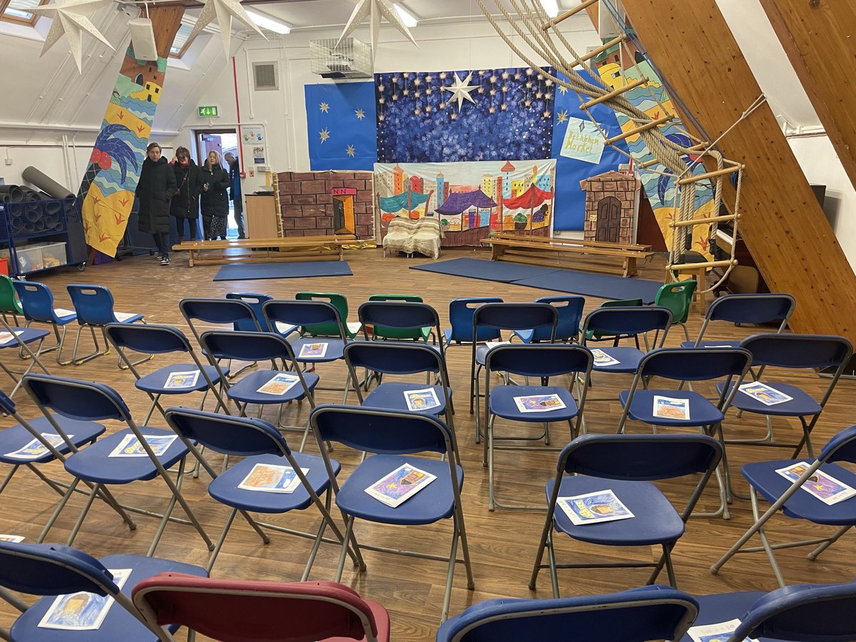 OngarSchool's tweet photo. And that’s a wrap for our infant nativity ‘Born in a Barn!’ What a brilliant performance the children put on for their families. Very proud of them and all the staff that worked so hard. #teamHOPs #nativity #Christmas https://t.co/v1eb5xOrME