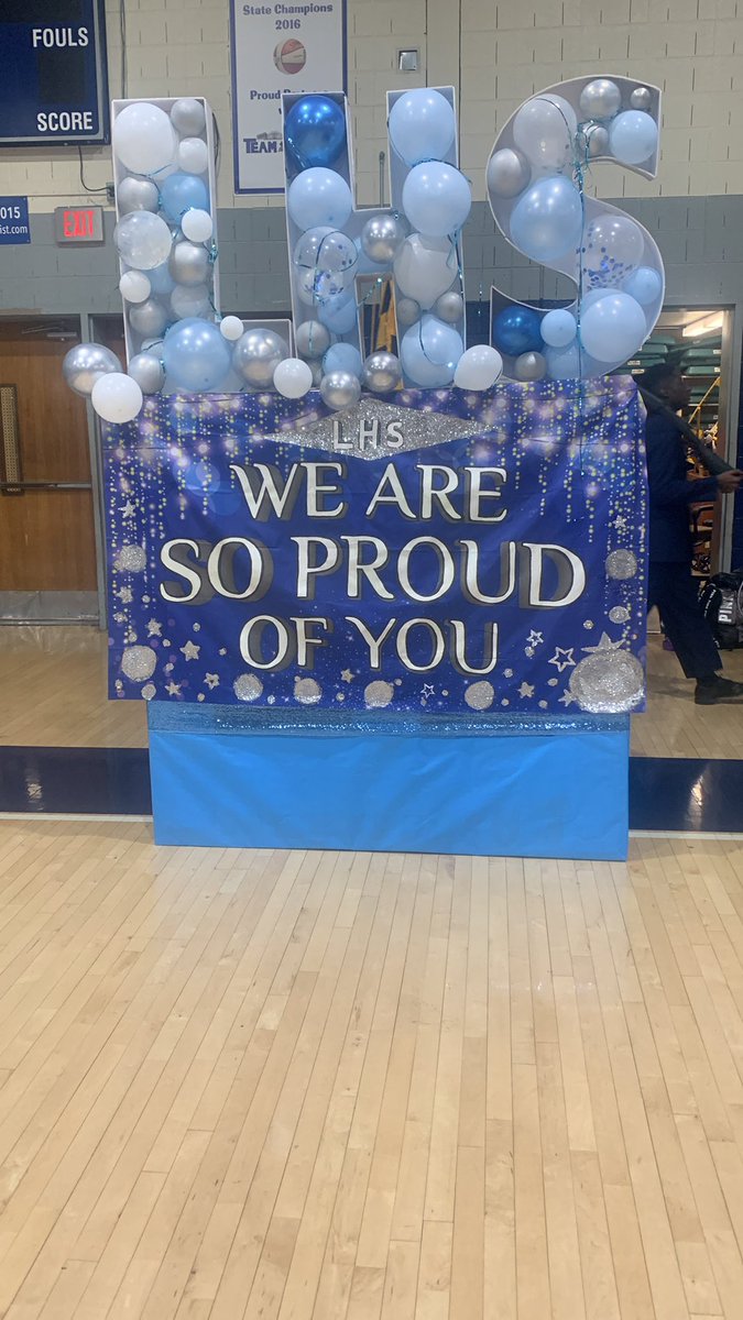 Largo’s Honor Roll Celebration starts in just a few minutes. We’re excited to recognize the hard work of our amazing students 🦁 #RestoringThePride @LargoLionsHS @LargoSga